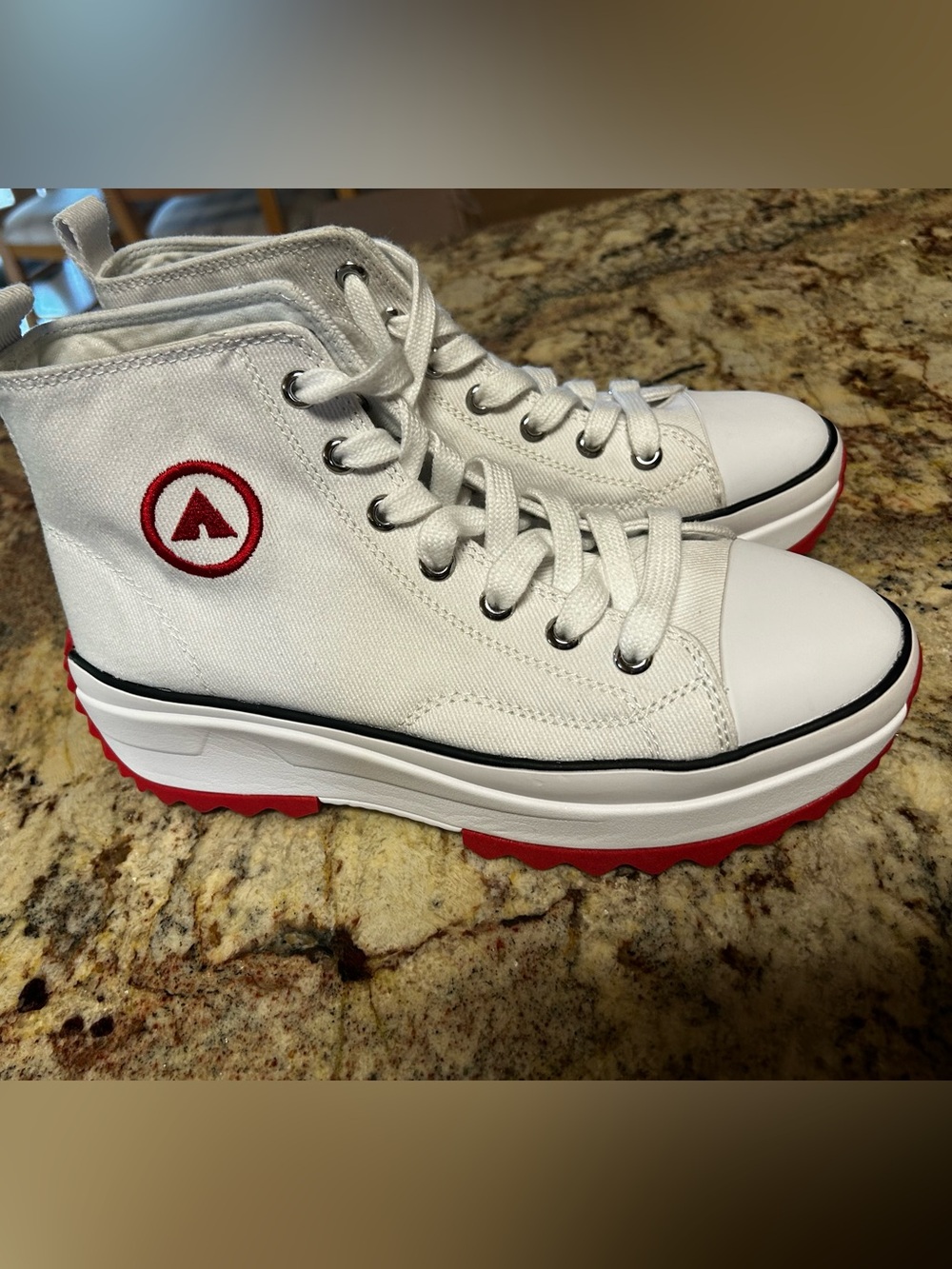 NWOT Airwalk Old School White High-Top Sneakers Red Accents UNISEX